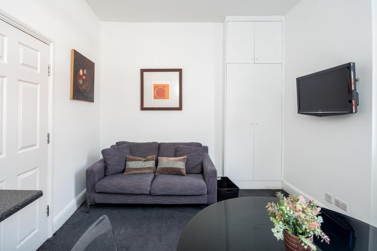 Cosy 1-Bed Flat On King'S Road In Chelsea, West London Daire Dış mekan fotoğraf